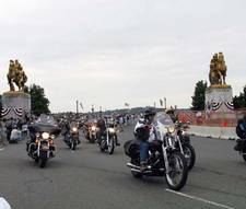 Rolling Thunder - Crossing the Potomac